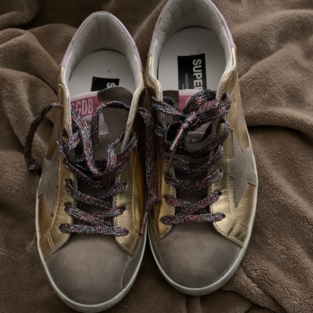 Golden Goose Supertar